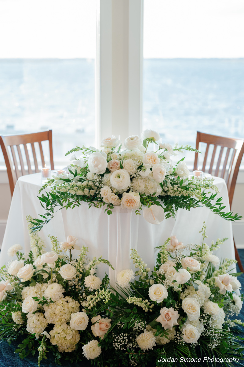 wedding-sweetheart-table-floral-arrangement-WEDDING-&-EVENTS-Ballroom-Table-decor-Avalon-Yacht-Club